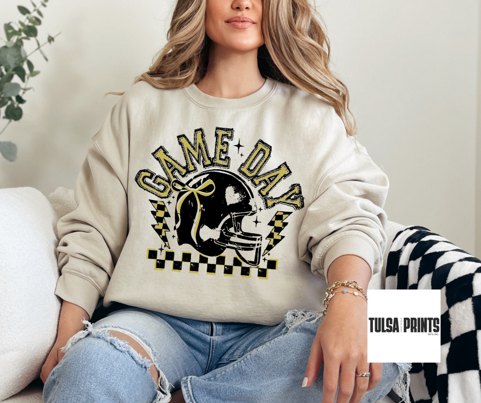 DTF RETRO GAMEDAY FOOTBALL BOW TRANSFER