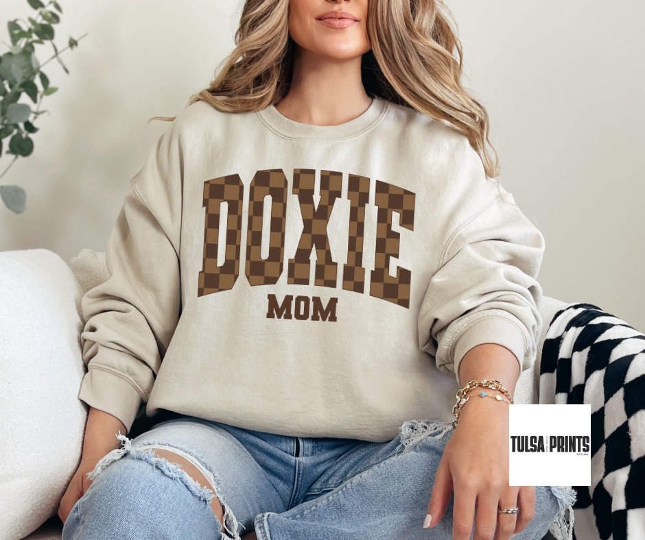 DTF CHECKERED DOXIE MOM TRANSFER