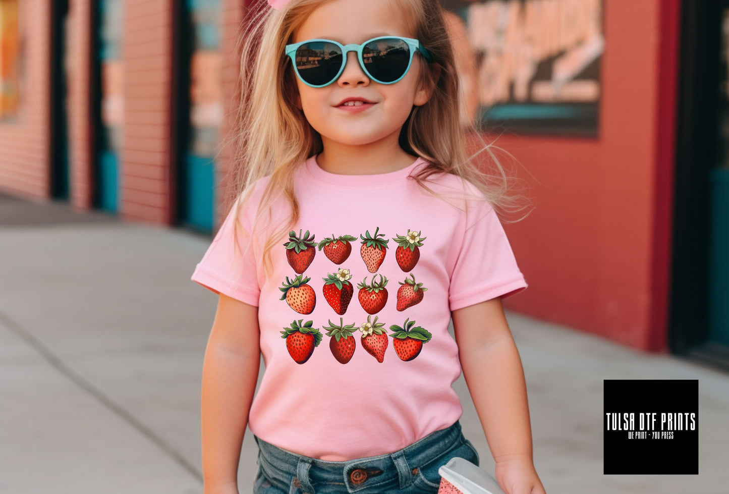 DTF STRAWBERRY SHAPES TRANSFER
