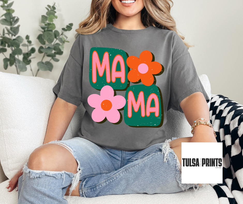 DTF RETRO FLOWER MAMA TRANSFER