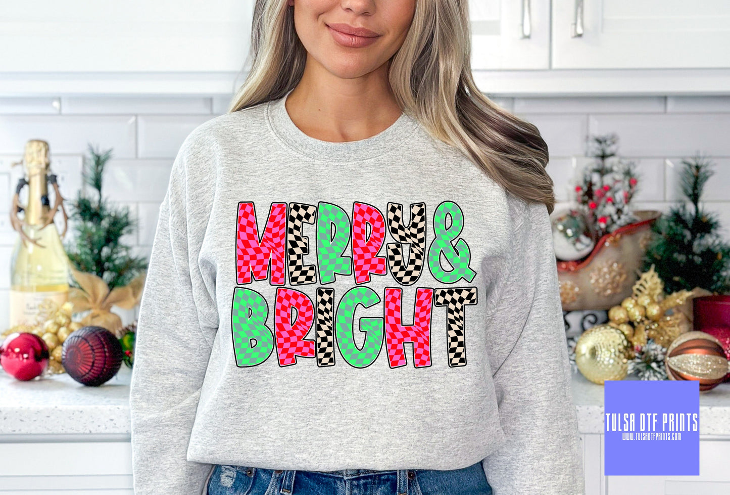 DTF MERRY & BRIGHT CHECKERED OUTLINED TRANSFER