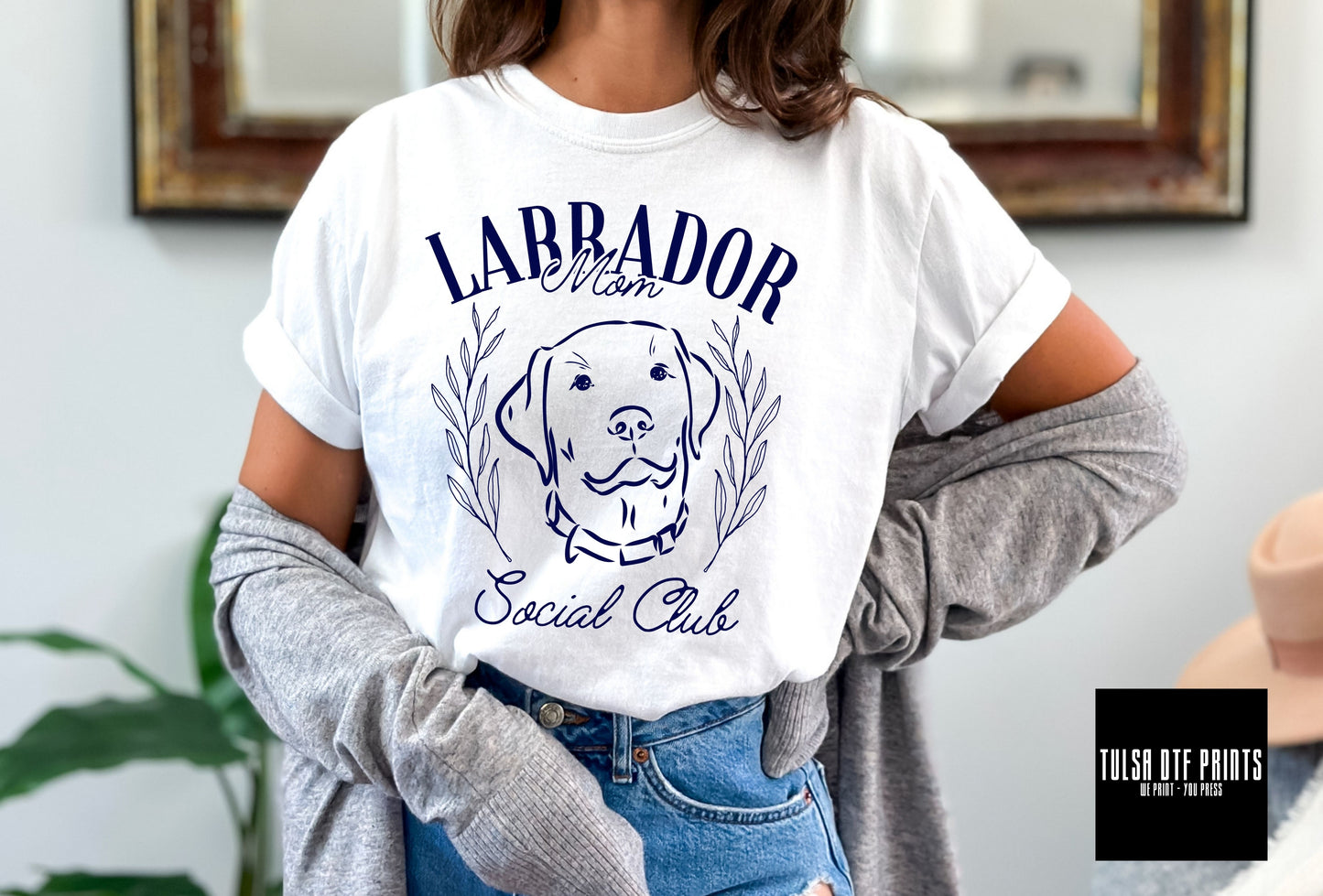 DTF LABRADOR MOM SOCIAL CLUB TRANSFER