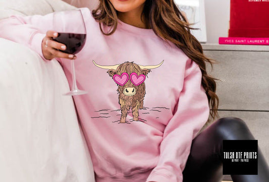 DTF HIGHLAND COW W/ HEART SUNNIES TRANSFER