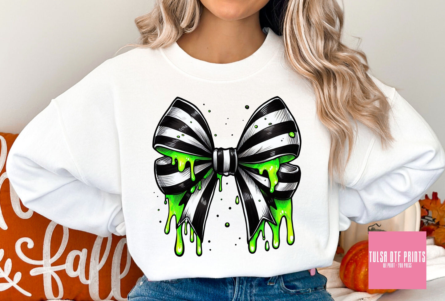 DTF STRIPED TOXIC HALLOWEEN BOW TRANSFER