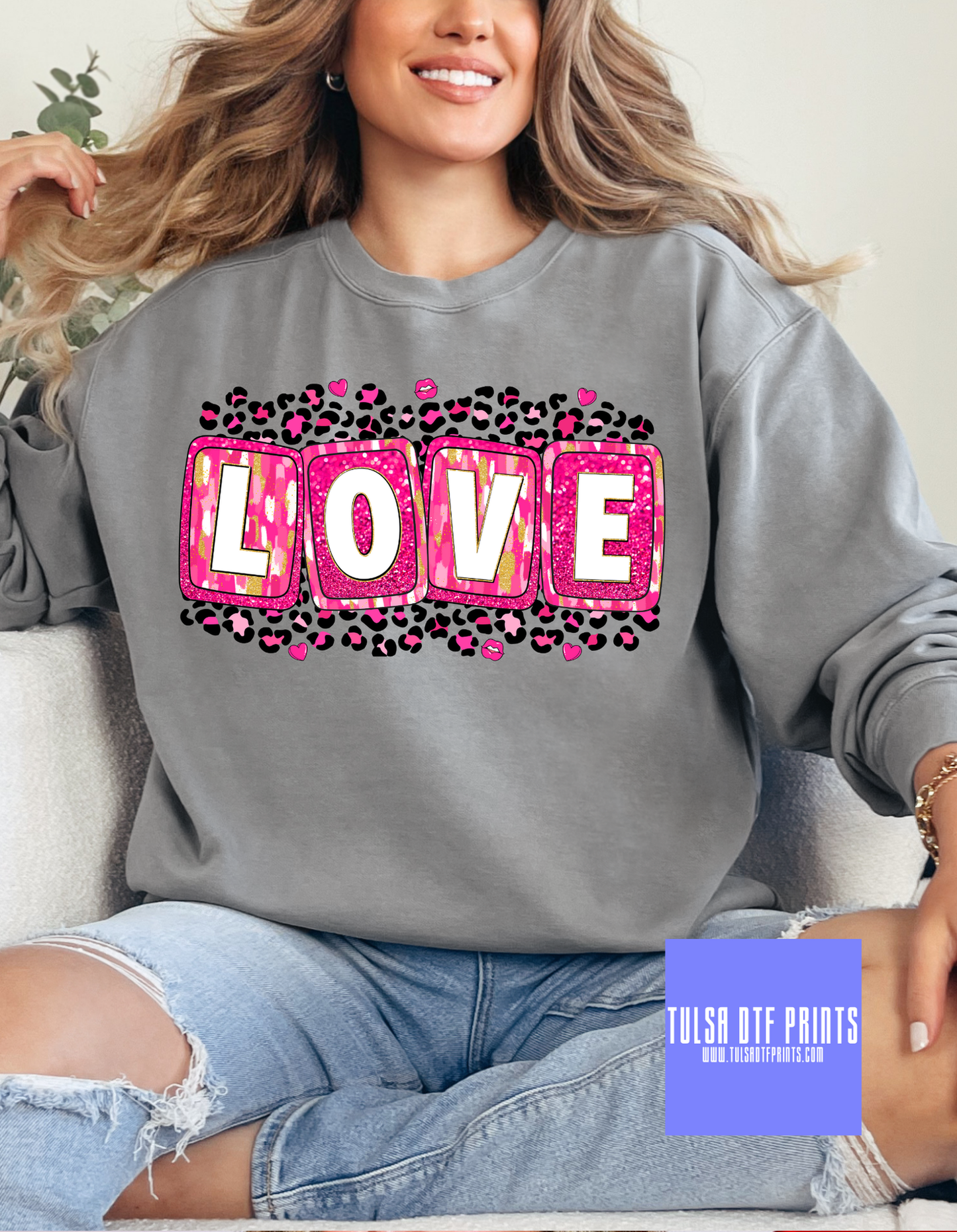 DTF BRUSHSTROKE GLITTER LOVE TRANSFER