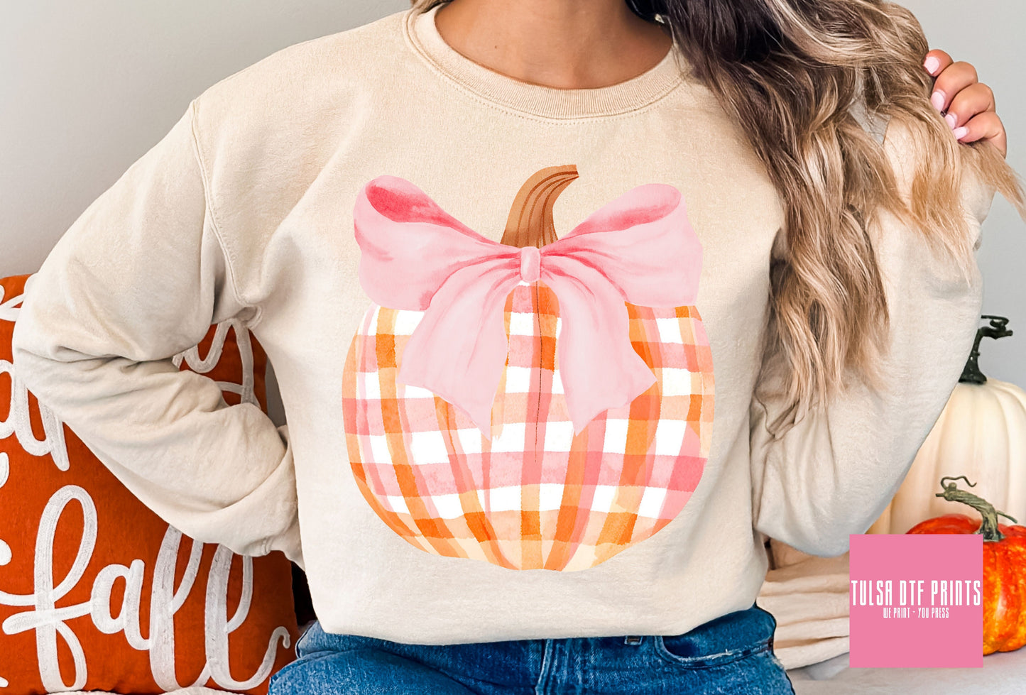 DTF PLAID PUMPKIN W/ PINK BOW TRANSFER