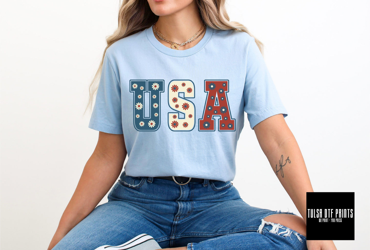DTF USA RETRO FLORAL 4TH OF JULY TRANSFER