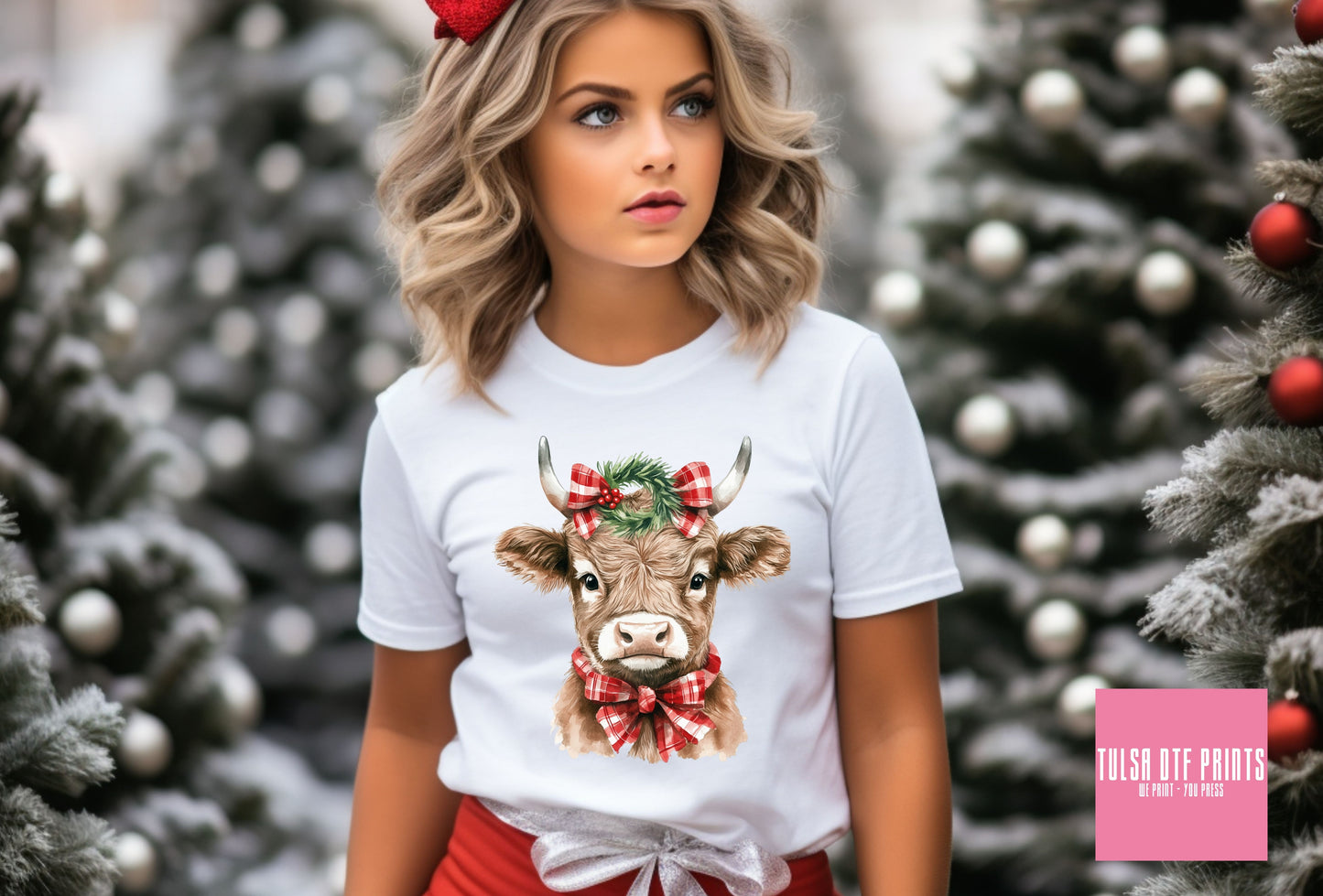 DTF CHRISTMAS COW W/ RED PLAID BOWS TRANSFER