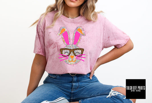 DTF SILVER BUNNY W/ GLASSES TRANSFER