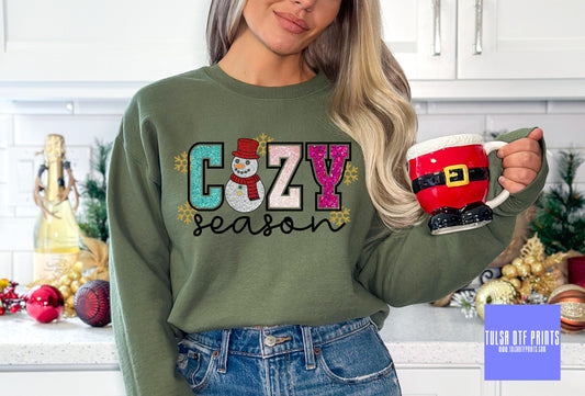 DTF COZY SEASON W/ SNOWMAN TRANSFER