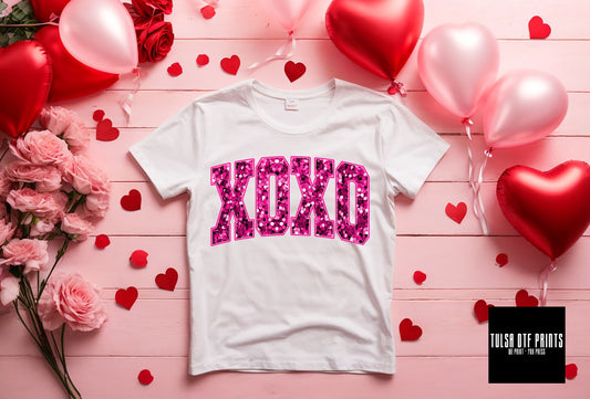 DTF XOXO RETRO TEXT W/ FAUX SEQUIN TRANSFER