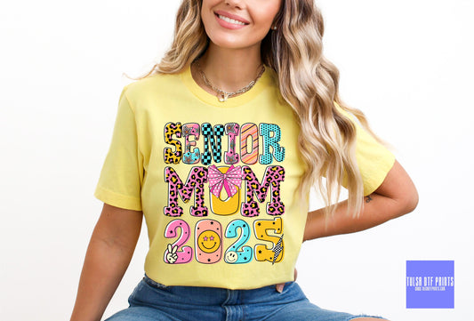 DTF SENIOR MOM 2025 GROOVY RETRO PATTERN TRANSFER