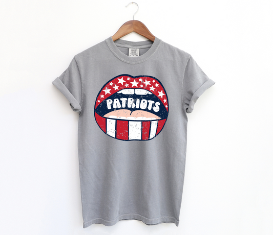 DTF PATRIOTS RED/WHITE/BLUE LIPS DISTRESSED TRANSFER